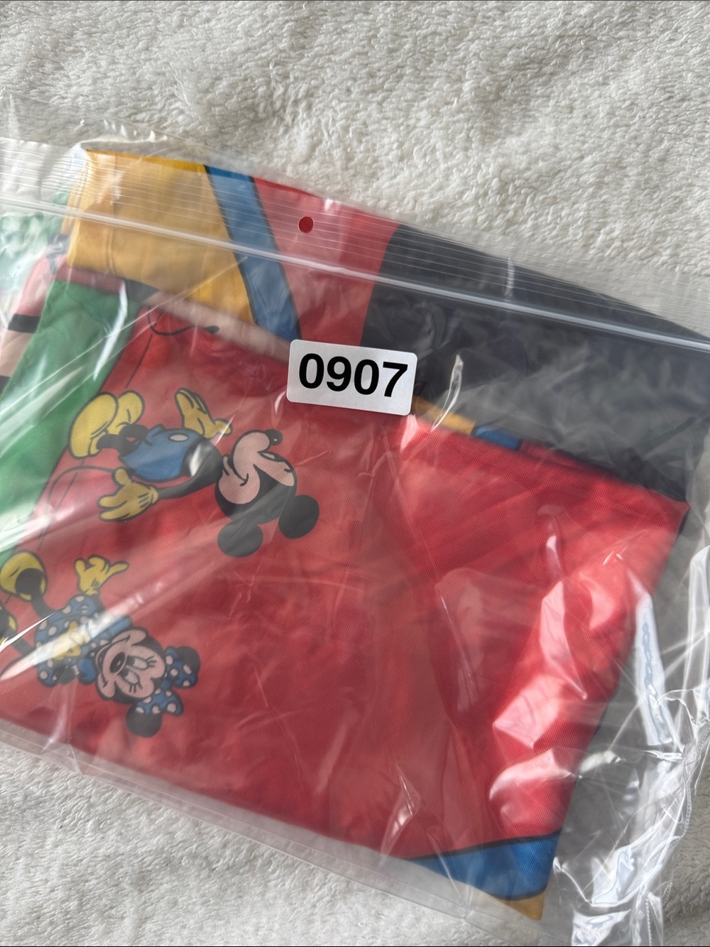 Vintage Disney Mickey Minnie Silk Scarf Red Green Star Graphic Italy Luxurious - Picture 12 of 12